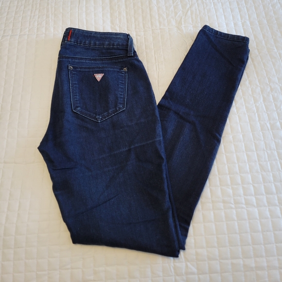 Guess Skinny Jeans - Picture 2 of 4